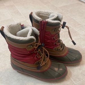 Lands End- kids insulated winter snow boots. Size 2.